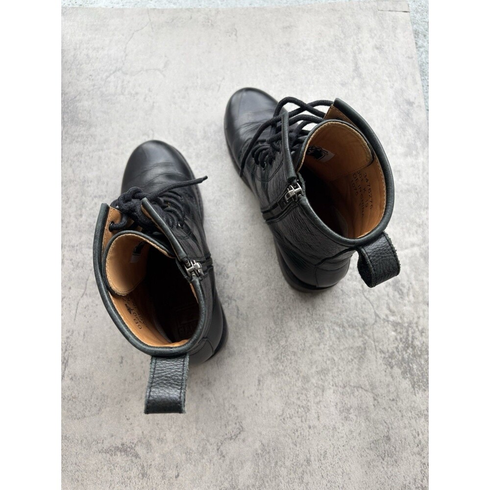 $350 FRYE Women’s Discontinued Lace Up Combat Black Leather Ankle Boots Size 6B - Picture 4 of 8